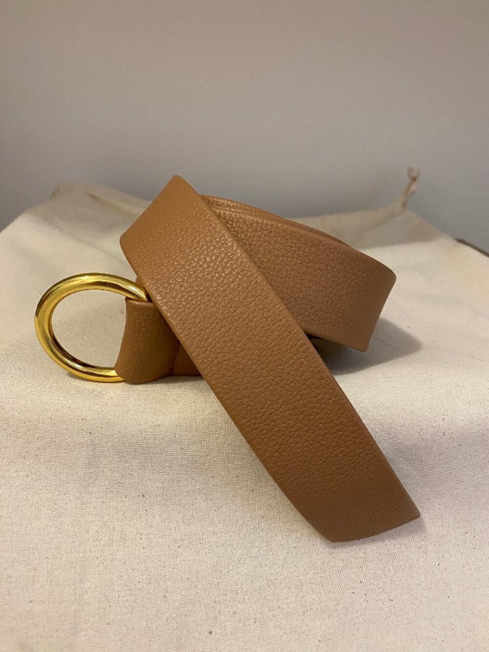 B-Low the Belt Mia Gold and Tan Chic Accent Belt LIKE NEW